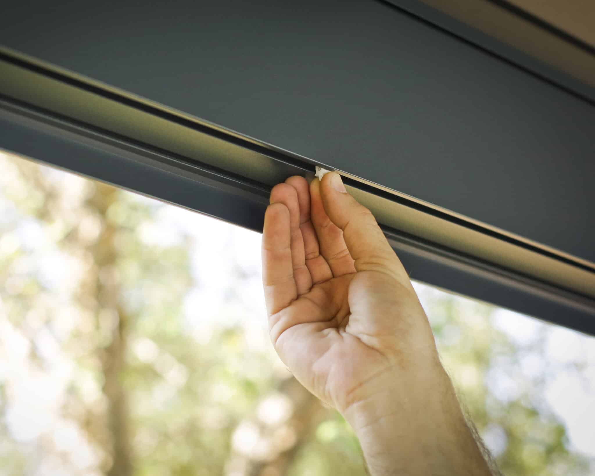 גזיבו לגינה Dallas 4.3x4.3 רחב בצבע אפור