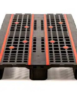 משטח פלסטיק 120X80 מסיבי + שלושה סקידים 9003