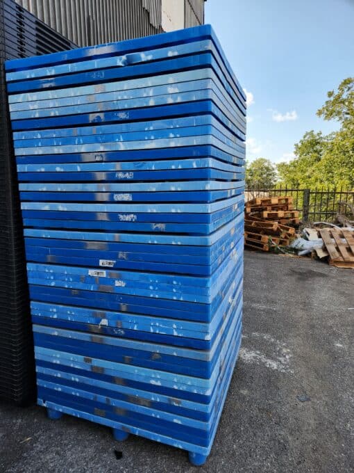 משטח כחול למשא בינוני 120X100 (משומש) - משטח מחוזק מתאים כתחתית למחסן 9011