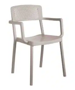 6547 כסא פלסטיק איכותי עם מסעדי ידיים דגם סנטוריני בגוון Ivory